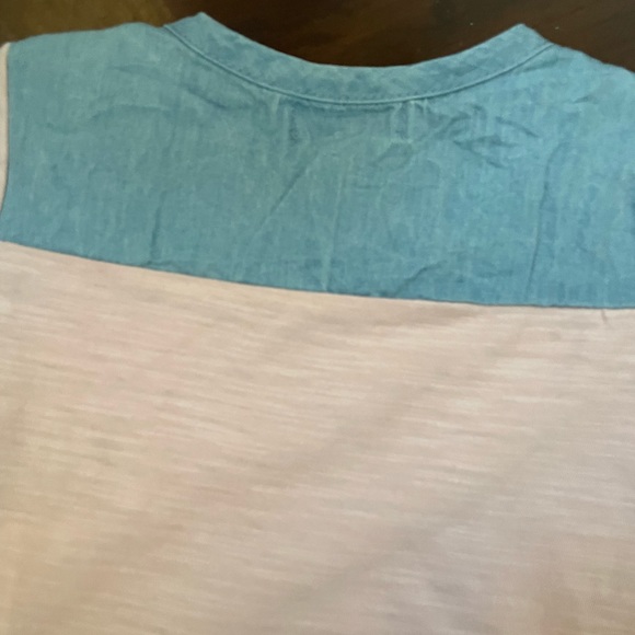 Two 7 for all mankind 3t shirts - Picture 5 of 12